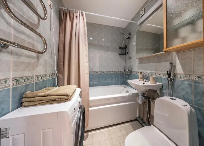 Free Parking 2 Bedroom Center Reval